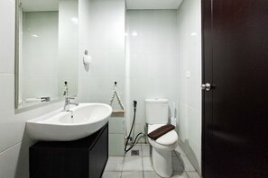 Standard-Apartment | Badezimmer