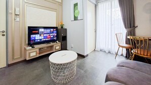 Departamento estándar | Televisión
