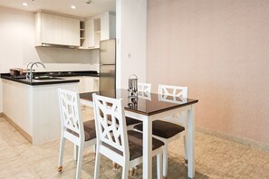 Standard-Apartment | Esszimmer