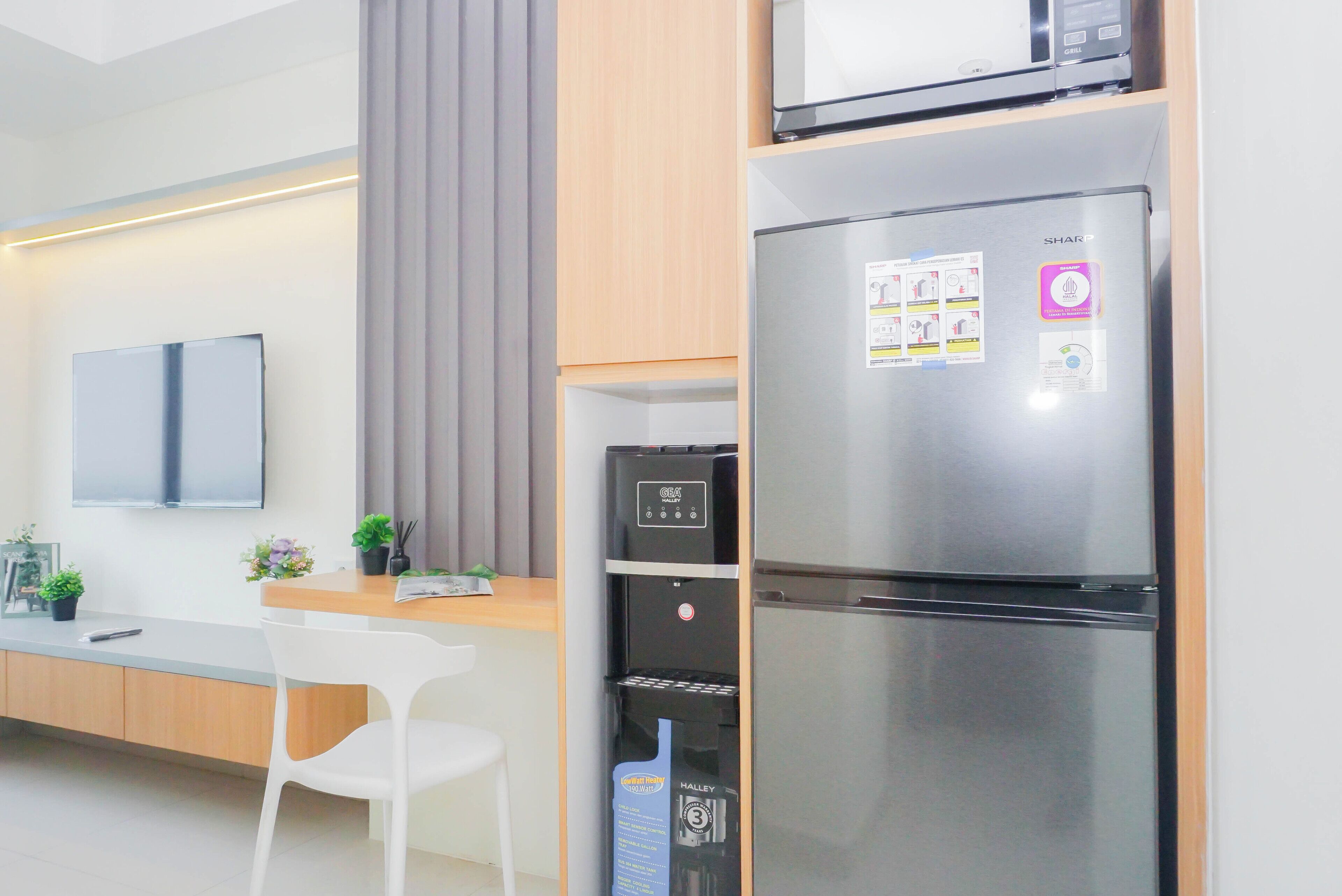 Standard Apartment | Living room