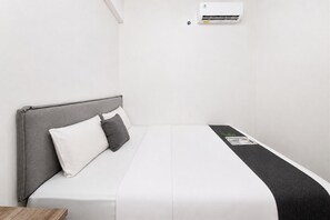 Standard Apartment - Bright Homey 2Br At Apartment Serpong Garden (Cisauk)