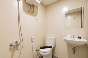 Standard Studio | Bathroom - Good Deal Studio (No Kitchen) Apartment Skyland City Jatinangor (Sumedang)