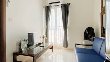 Standard Apartment | Living room