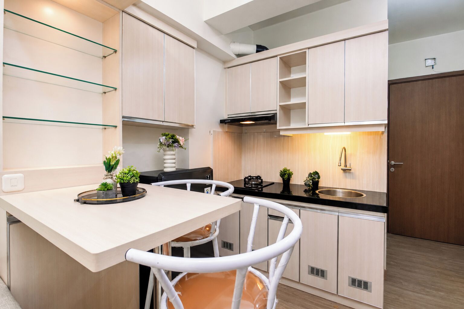 Standard Apartment | Dining room