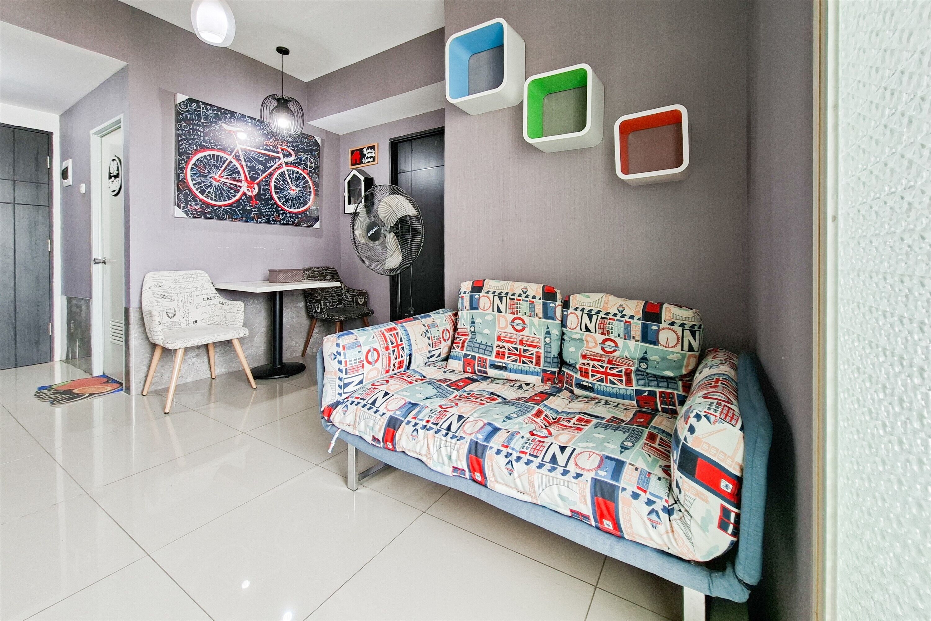Standard Apartment | Living room