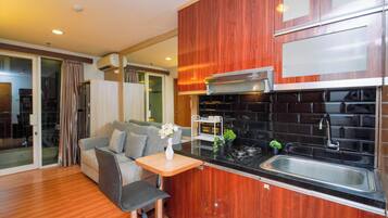Standard Apartment | Private kitchen