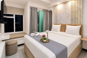 Standard Apartment - Fully Furnished Studio Apartment At Westown View Surabaya (Surabaya)