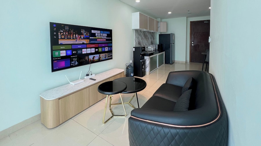 Neat And Cozy 2Br At The Reiz Condominium Medan