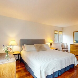 Room - Woodstock Hillside Hideaway | Green Mountain Views (Woodstock)