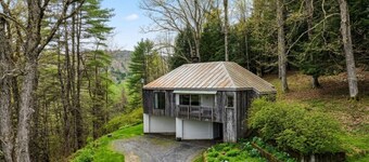Woodstock Hillside Hideaway | Green Mountain Views