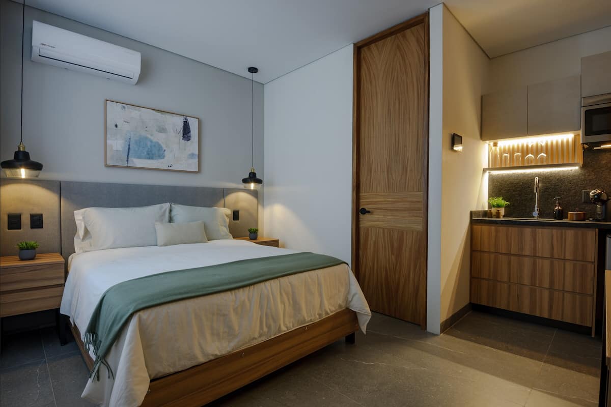 Executive Room, 1 Queen Bed