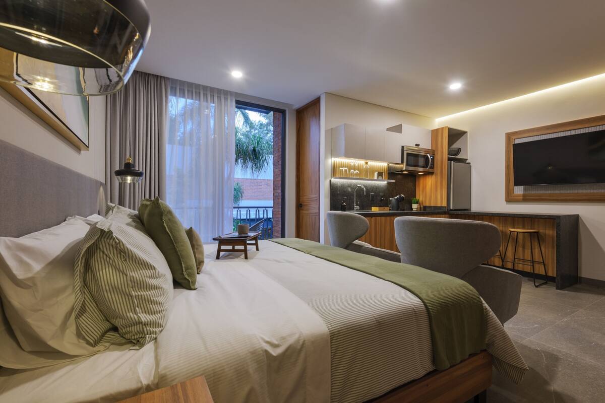 Business Loft, Terrace, Garden View