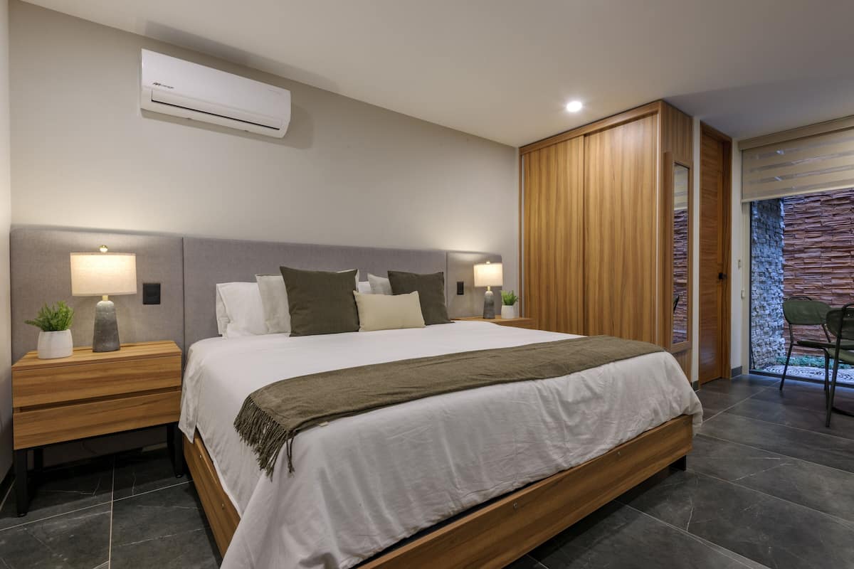 Standard Suite, Garden View