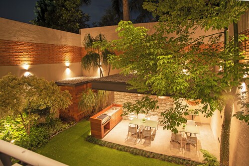 Casa Makech