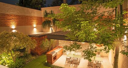 Casa Makech