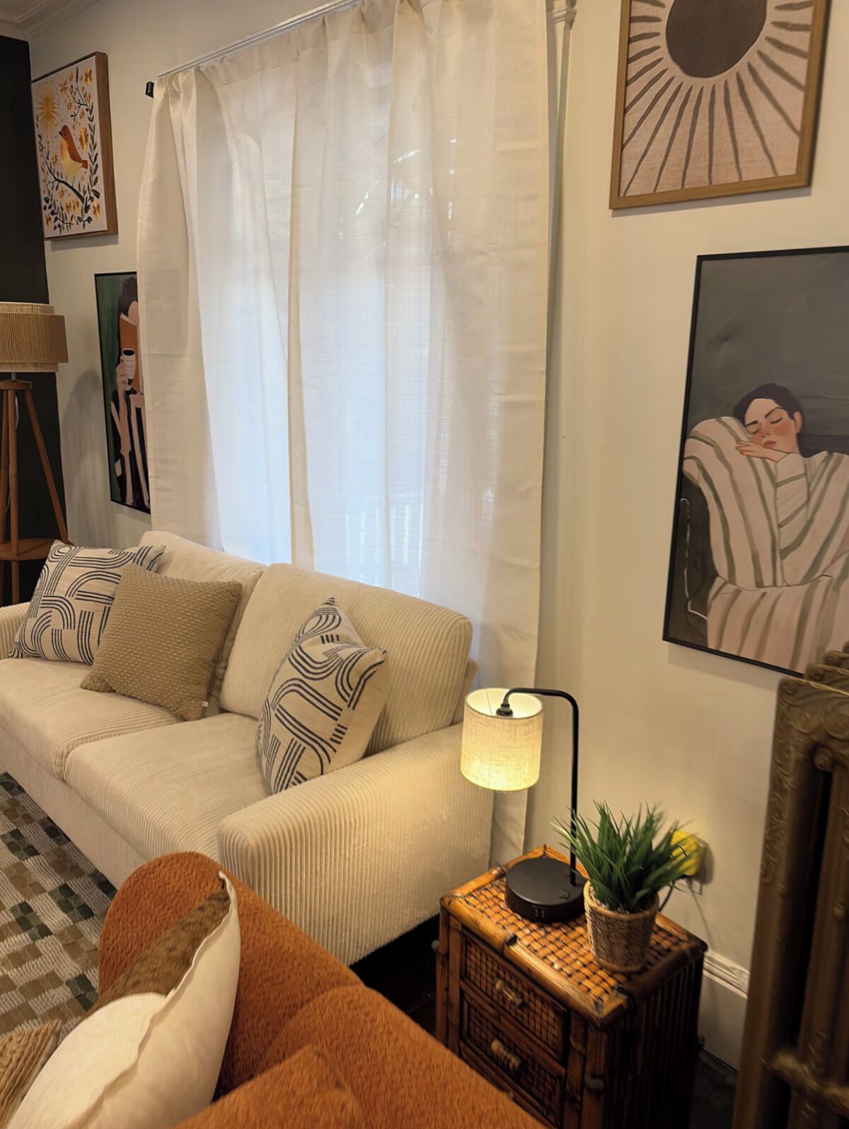 Eclectic Designer Home In Historic Strathmore - Liverpool, NY