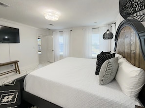 3 bedrooms, iron/ironing board, free WiFi, bed sheets - Sun to Surf, Hot Tub,Sleeps 8, Inlet Beach (Inlet Beach)