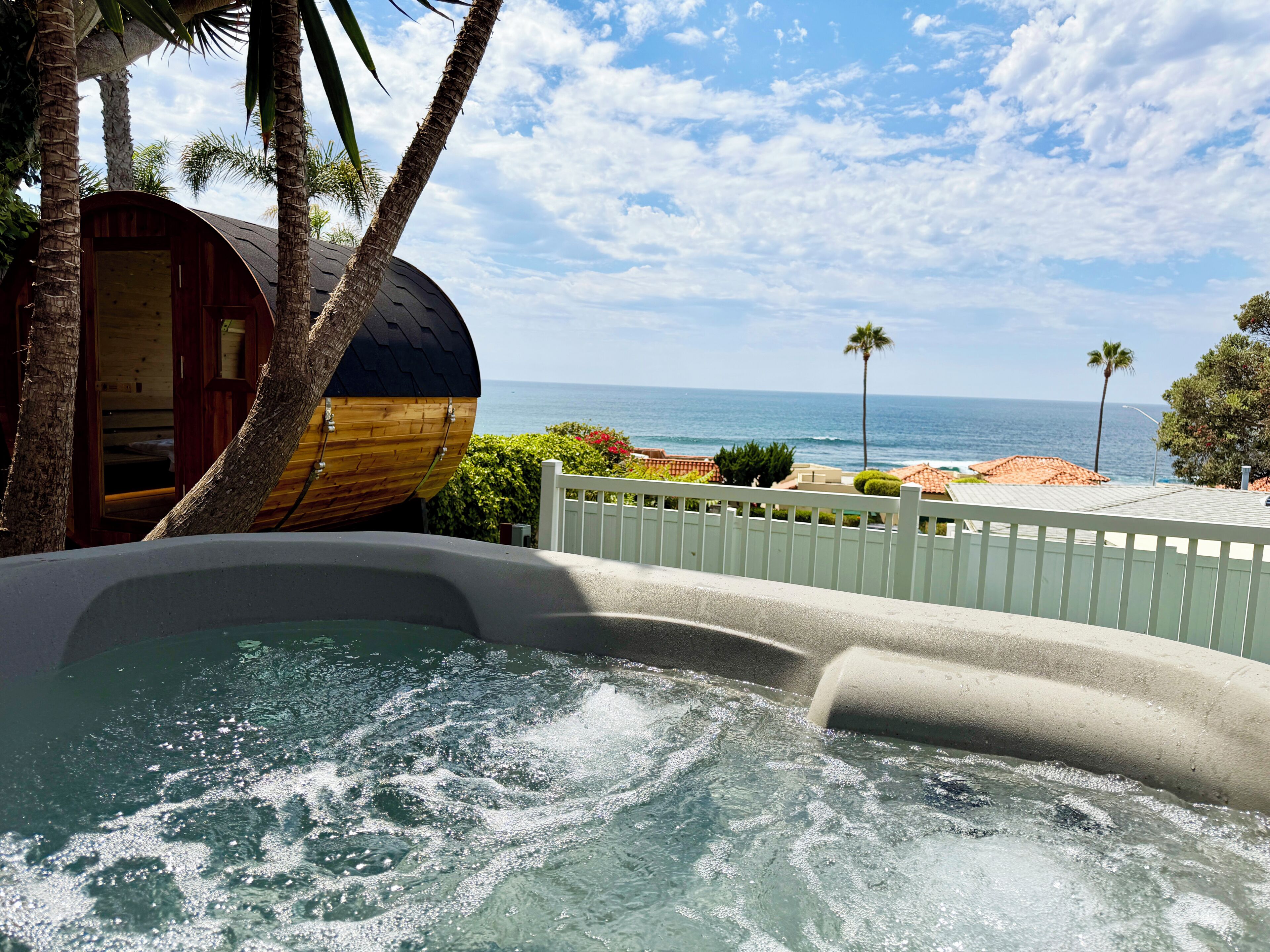 Outdoor spa tub