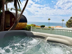 Outdoor spa tub - Nalu House - Ocean View Sauna, Spa & Cold Plunge, Steps to the Beach! (San Diego)
