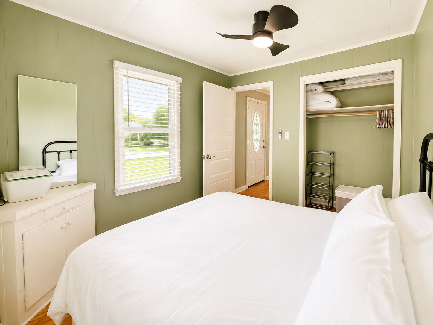 2 bedrooms, WiFi, bed sheets