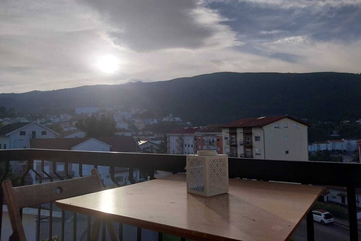 Tabla de planchar con plancha y wifi gratis 