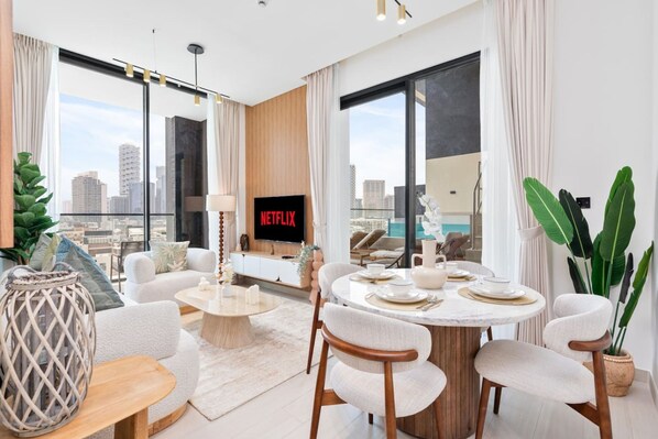 House - Refreshing 2BR at Binghatti Onyx (Dubai)