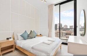 House - Refreshing 2BR at Binghatti Onyx (Dubai)
