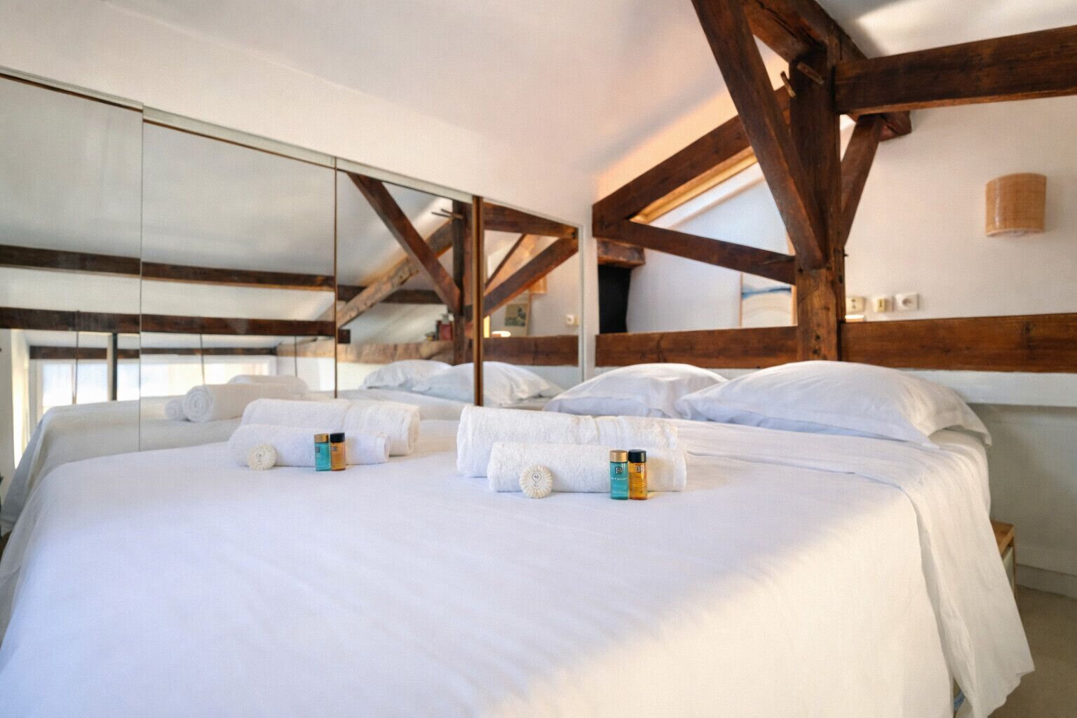 1 bedroom, WiFi, bed sheets