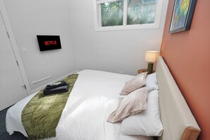5 habitaciones, tabla de planchar con plancha y wifi gratis 