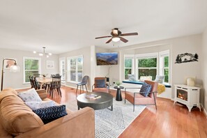 Smart TV, fireplace, video games, DVD player