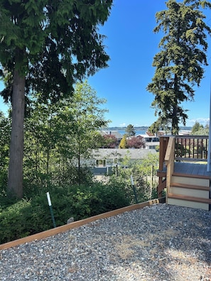 Property grounds - Amazing water view 2-bedroom apartment in beautiful Birch Bay! (Blaine)