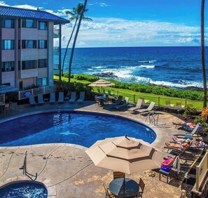 Pool -  Oceanfront Kona Reef Condo – Ironman Week Available! 
October 3–10 (Kailua-Kona)