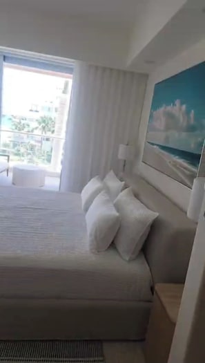 2 bedrooms, iron/ironing board, WiFi, bed sheets - Serene Oceanfront Escape – Fall Asleep to the Waves (San José del Cabo)