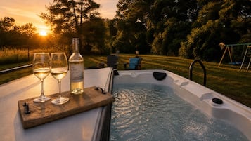 Bain à remous extérieur