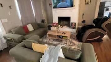 Smart TV, books