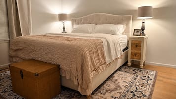 3 habitaciones, tabla de planchar con plancha, wifi y ropa de cama