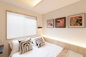 Desk, free WiFi - Tora Hotel Nagameguro (Meguro City)