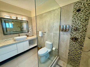 Bathroom - BTS1 (Montego Bay)