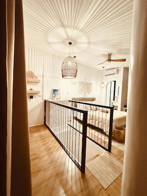 In-room safe, blackout curtains, free WiFi, bed sheets - Monkey Business Bungalows (San Juan)