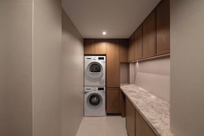 Laundry room - Yixing Danianhuawan Xirang Hotel (Wuxi)