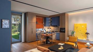 Luxury Villa, Courtyard View | Living room