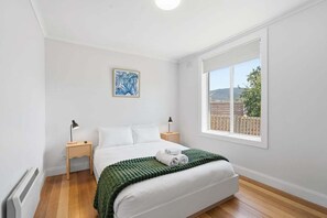 2 habitaciones, tabla de planchar con plancha y wifi gratis 