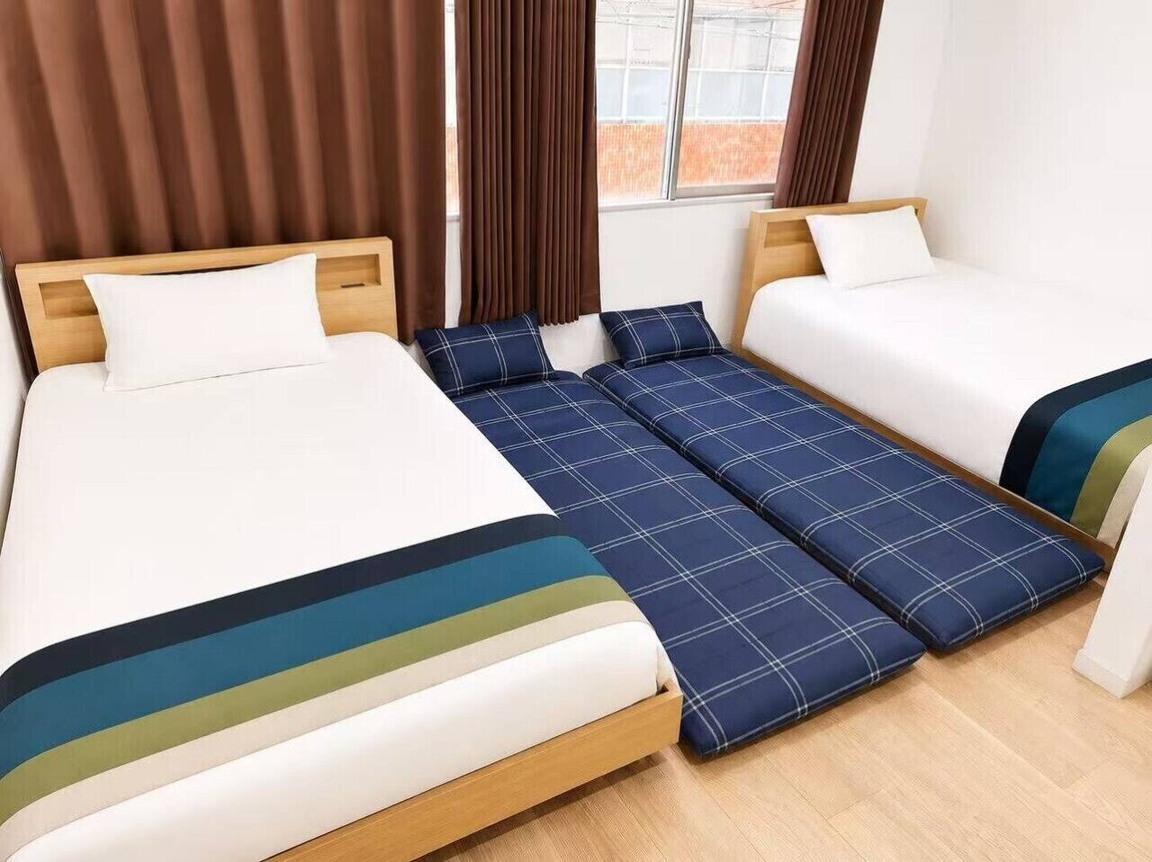 WiFi (free), bed sheets