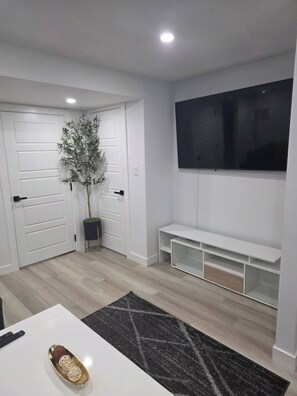 House, 1 Bedroom | Room amenity - The Secord Suite Escape Fun Base Near the Mall (Edmonton)