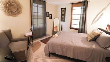 Desk, internet, bed sheets