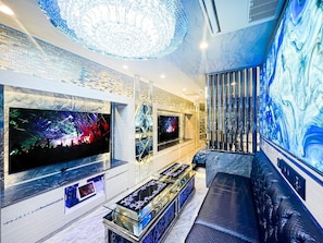 Imperial Suite Room (Smoking Allowed) | WiFi (free), bed sheets - Hotel QUEEN ANNEX (shinjukuku)