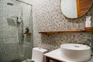 Free toiletries, hair dryer, slippers, towels - PhlaidamhillSichon (Sichon)