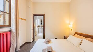1 bedroom, iron/ironing board, WiFi (free), bed sheets