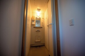 Basic House, 2 Bedrooms, City View | Bathroom - Fuyu no Sonata 1 (Nakafurano)