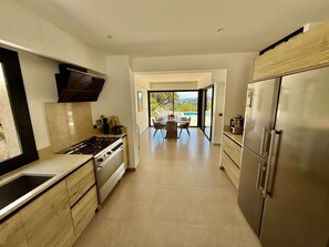 Coffee/tea maker, fridge, microwave, oven - **Beautiful Villa for 10 Guests with Swimming Pool and Sea View in Sainte-Maxime** (STE MAXIME)